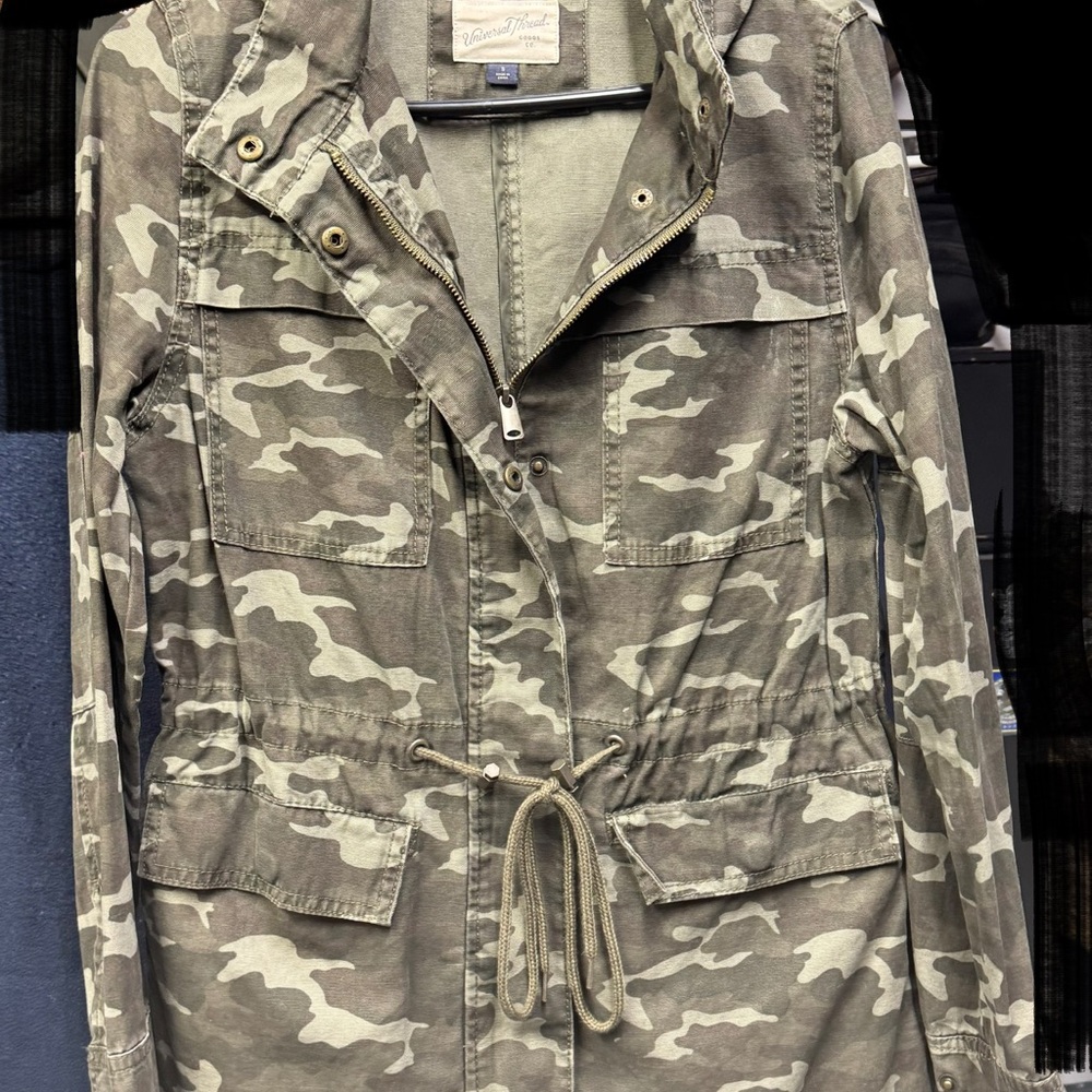 Universal Thread Olive Camo Utility Jacket - image 1